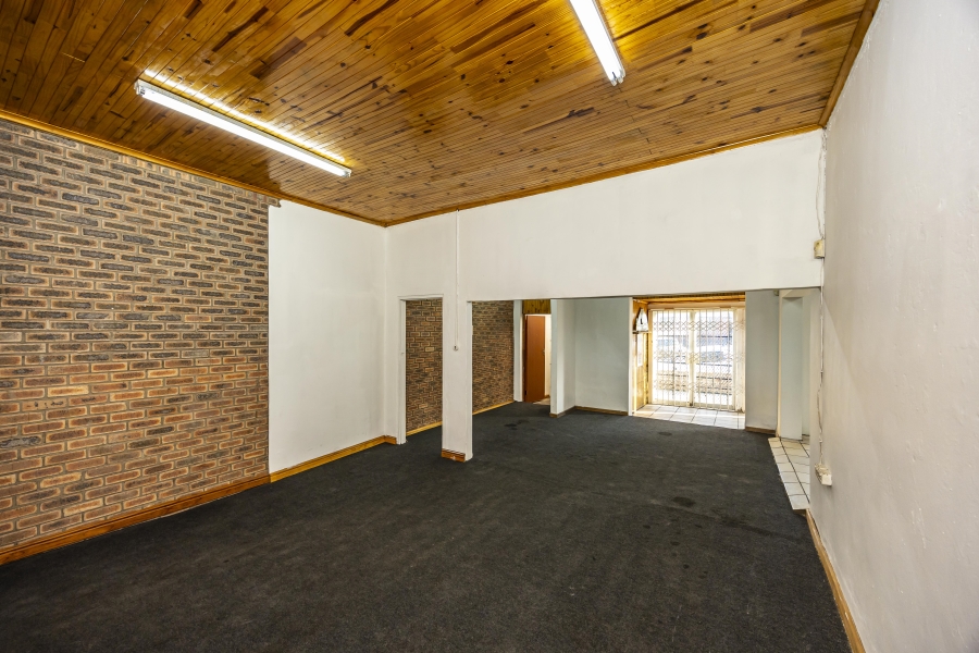 Commercial Property for Sale in Quigney Eastern Cape